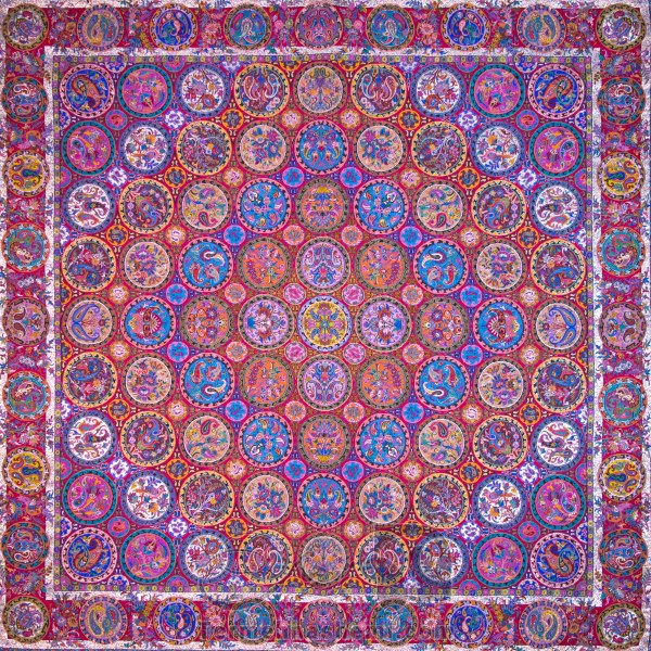 رومیزی ترمه طرح هفت خوان - مربع ‍۱۰۰×۱۰۰ سانتی متر - رنگ قرمز تار مشکی