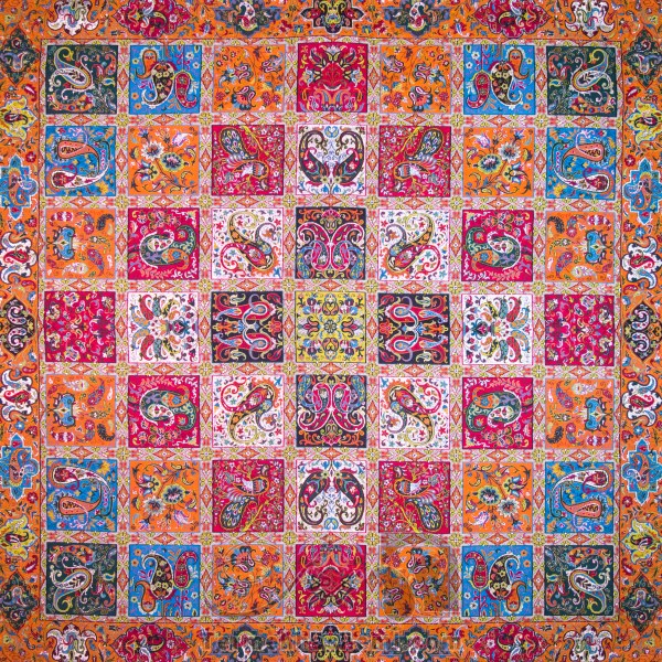رومیزی ترمه طرح خشتی - مربع 100×100 سانتی متر - رنگ نارنجی تار مشکی