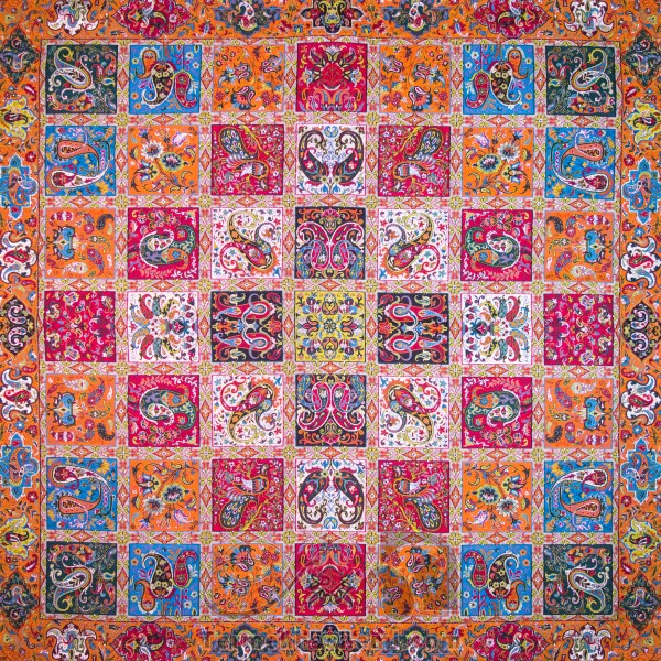 رومیزی ترمه طرح خشتی - مربع 100×100 سانتی متر - رنگ نارنجی تار مشکی